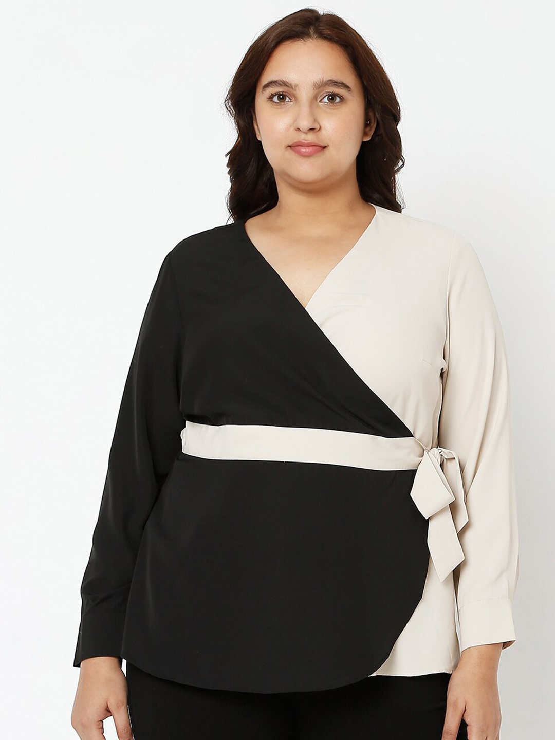 

VERO MODA CURVE Women Plus Size Black and White Colourblocked Wrap Top