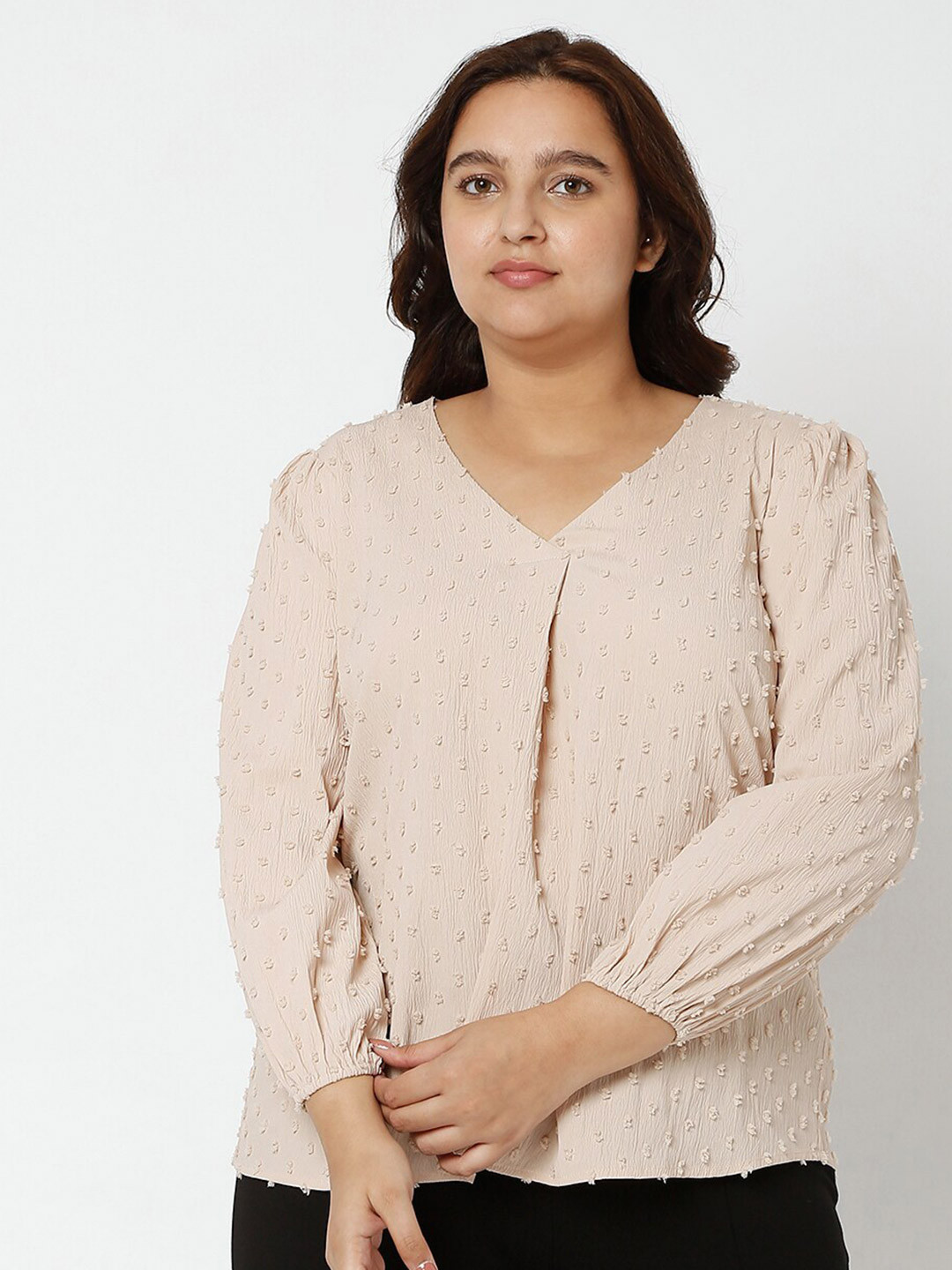 

VERO MODA CURVE Beige Self-Design Puff Sleeve Top