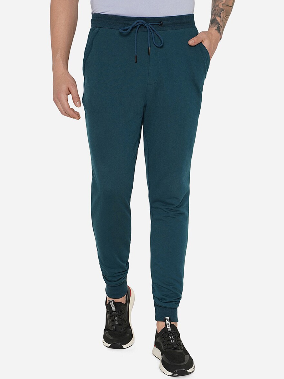 

JADE BLUE Men Turquoise Blue Solid Slim-Fit Drawstring Joggers