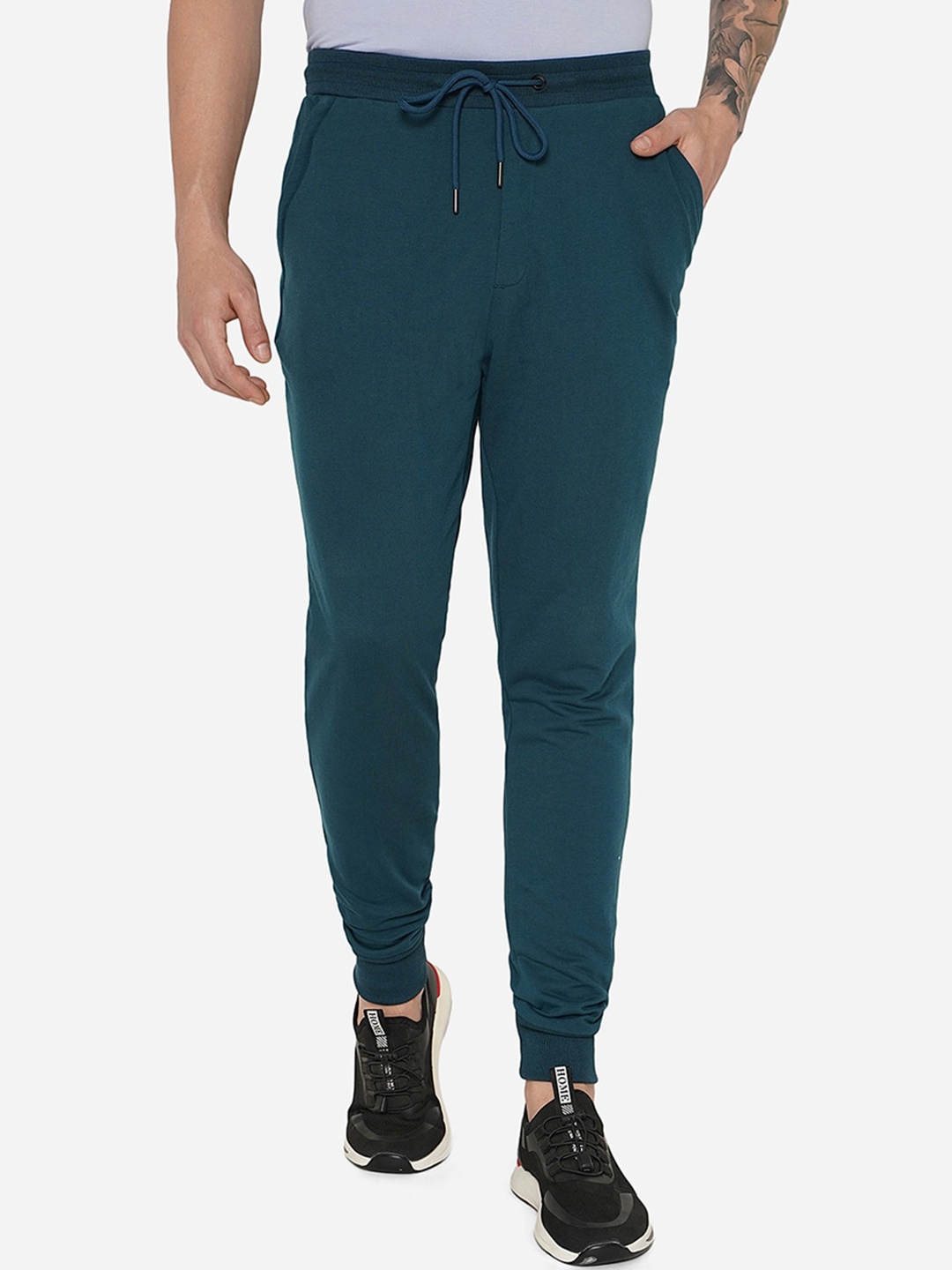 

JADE BLUE Men Turquoise-Blue Solid Slim-Fit Drawstring Joggers