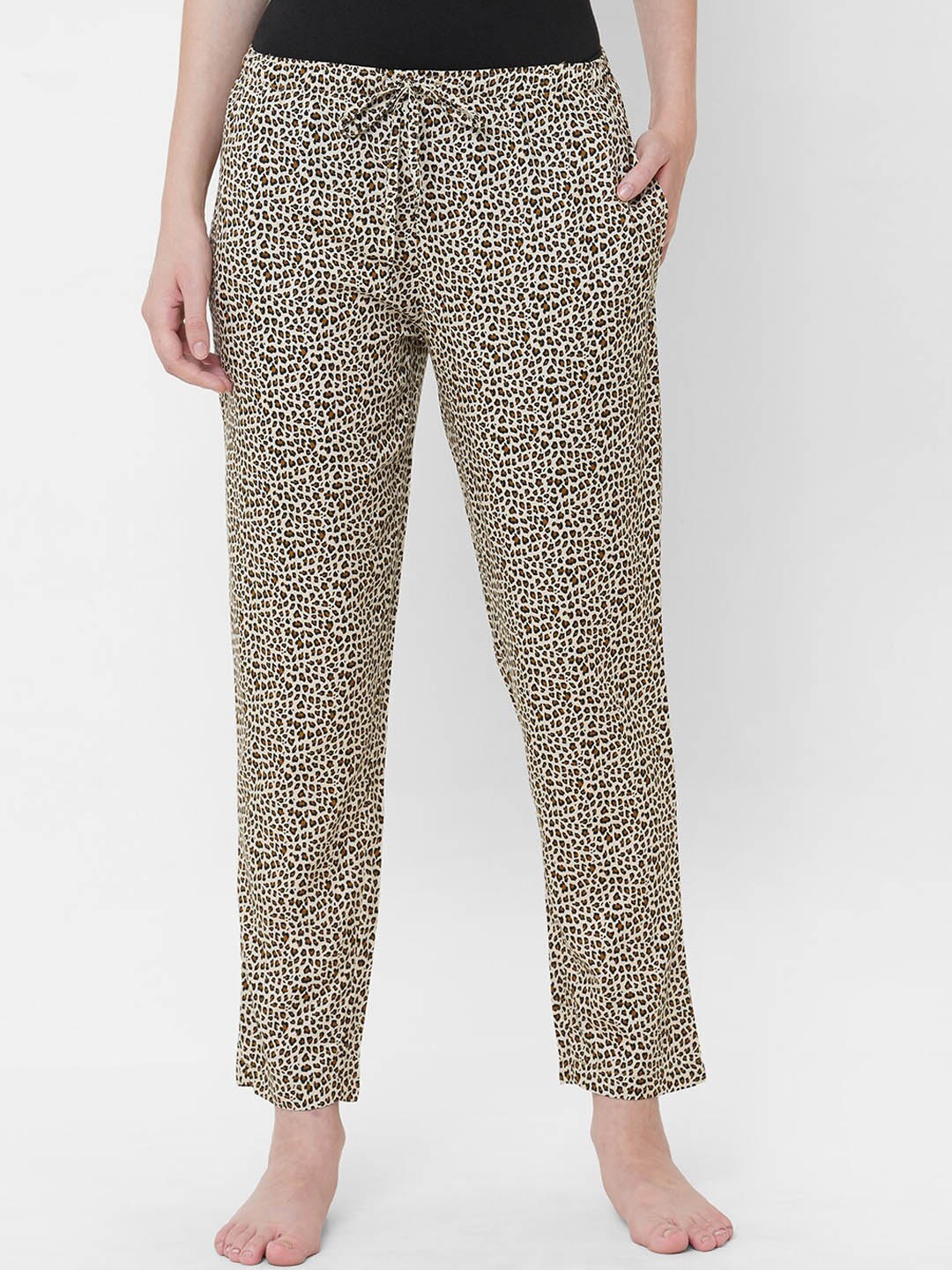 

URBAN SCOTTISH Women Beige Printed Lounge Pants