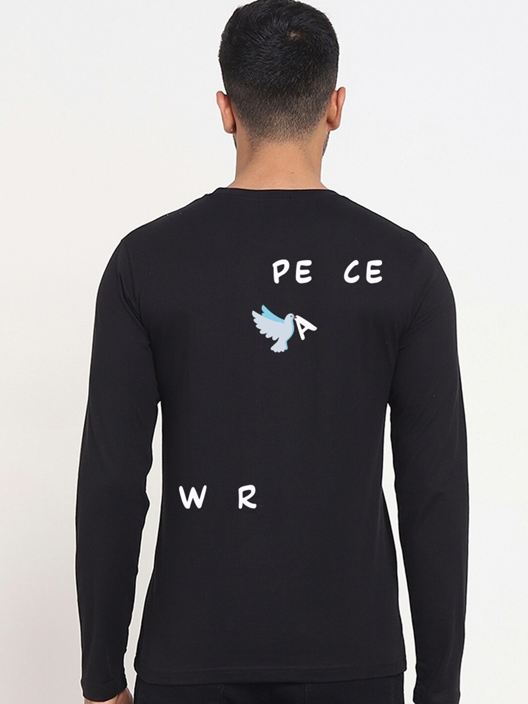 

Bewakoof Men Black Graphic Printed T-shirt