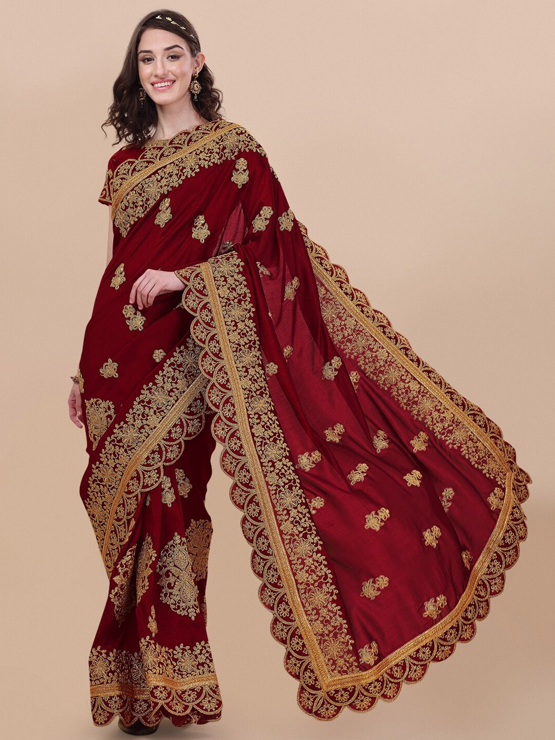 

Vaidehi Fashion Maroon & Gold-Toned Floral Embroidered Silk Blend Saree