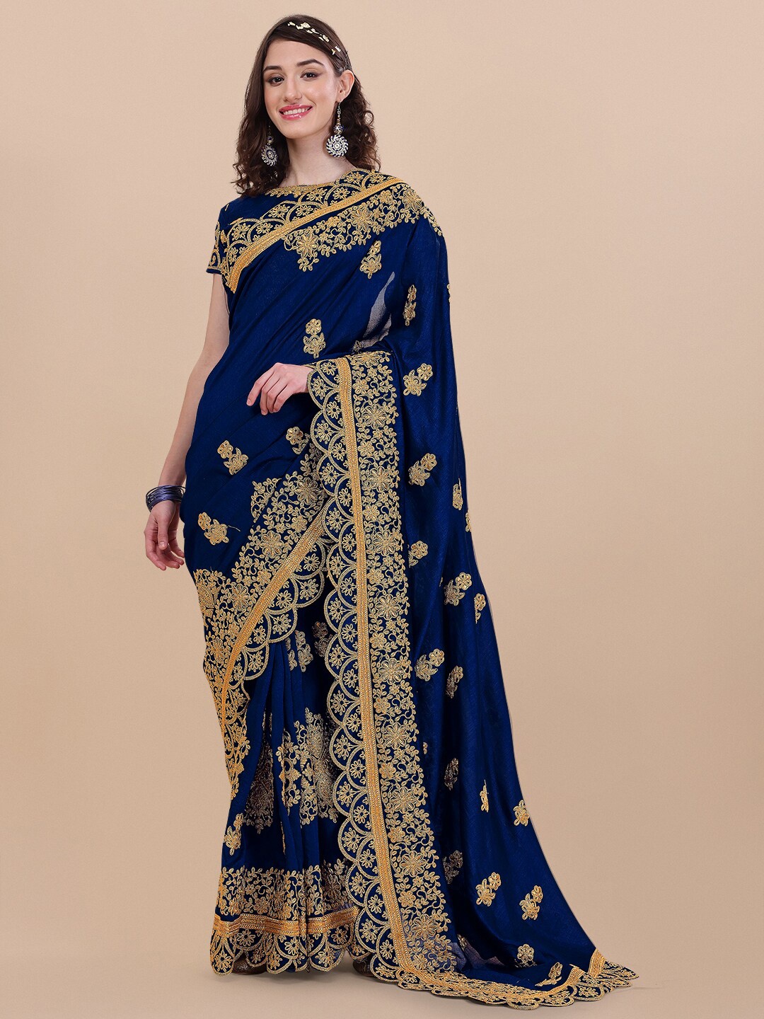 

Vaidehi Fashion Blue & Gold-Toned Floral Embroidered Silk Blend Saree