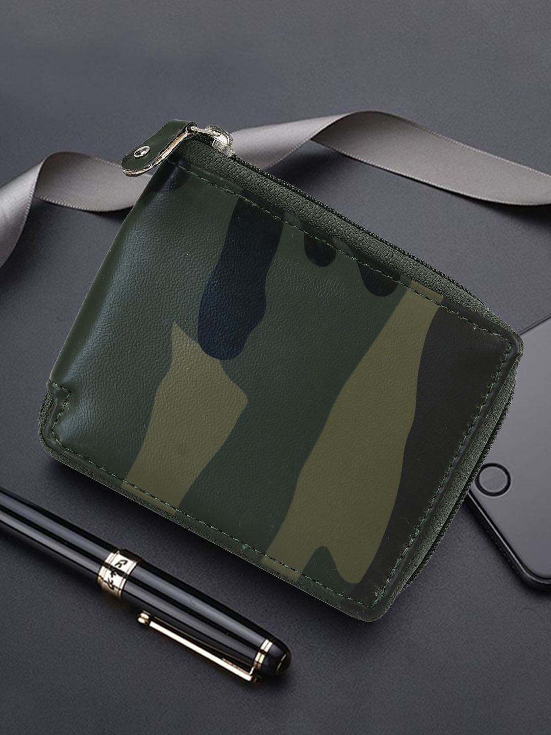 

Kastner Men Camouflage Printed PU Zip Around Wallet, Green