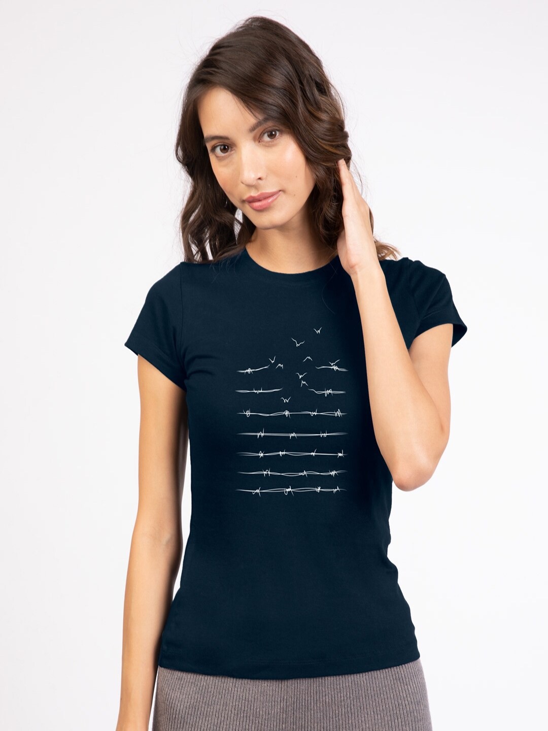 

Bewakoof Women Blue Printed Slim Fit T-shirt