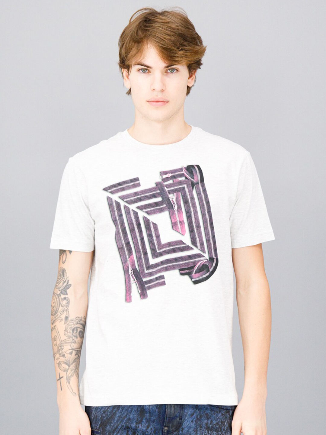 

FREESOUL Men Off White Printed Applique T-shirt