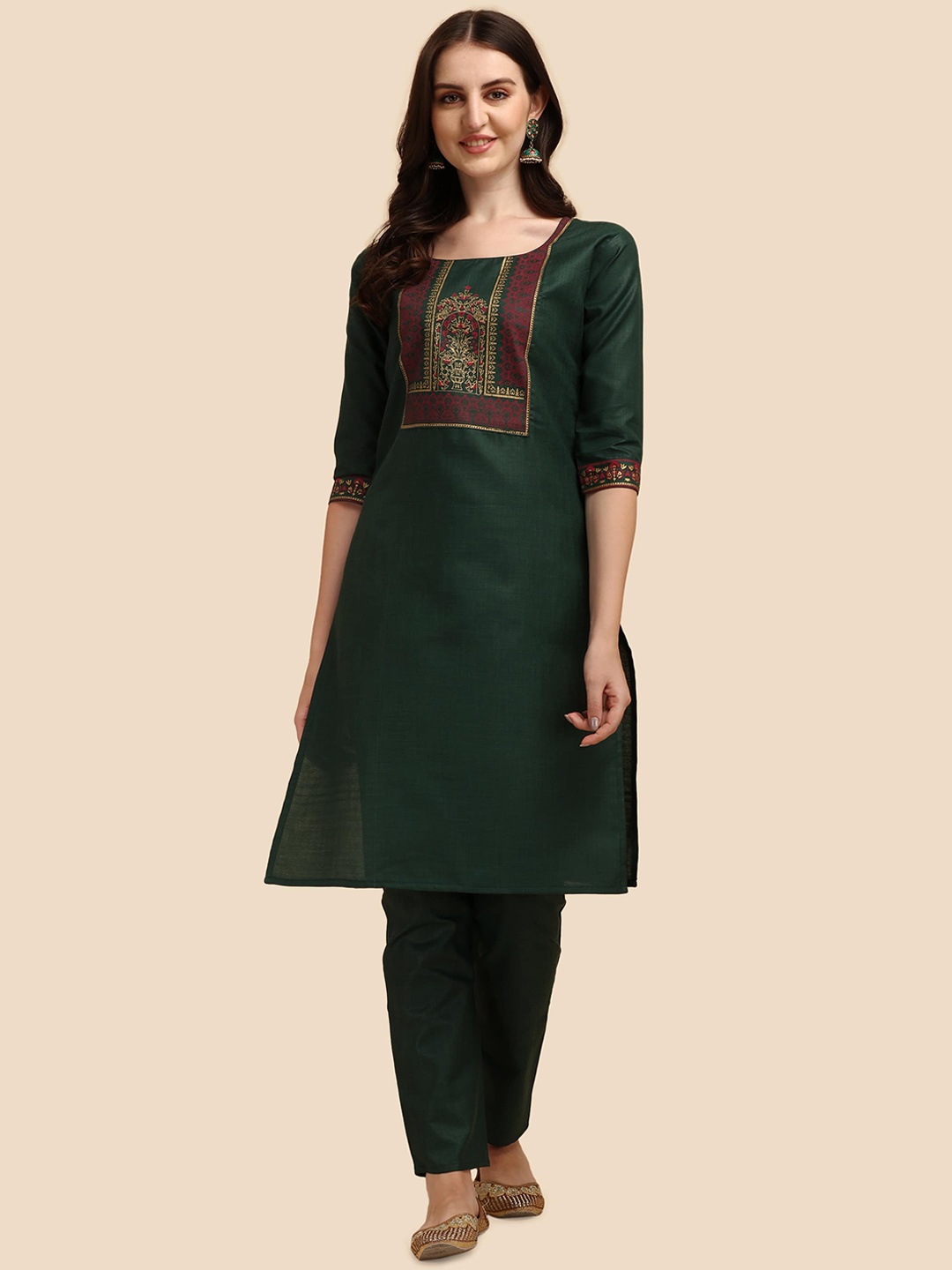 

Paralians Women Green & Gold-Toned Cotton Yoke Design Handloom Kurta