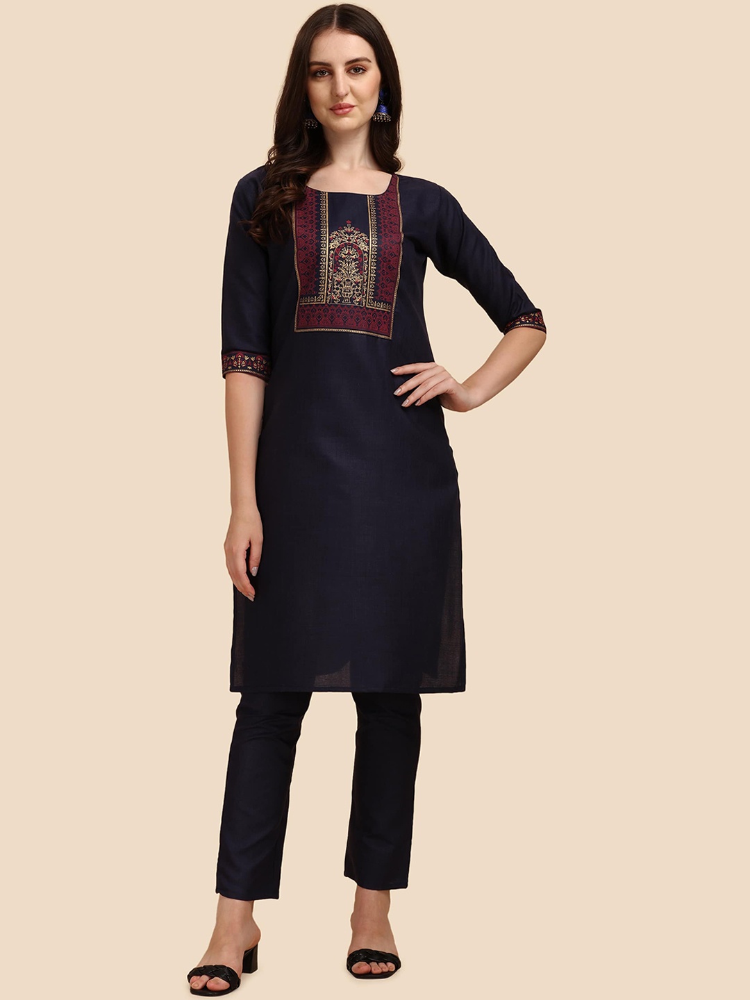 

Paralians Women Navy Blue & Gold-Toned Cotton Yoke Design Handloom Kurta