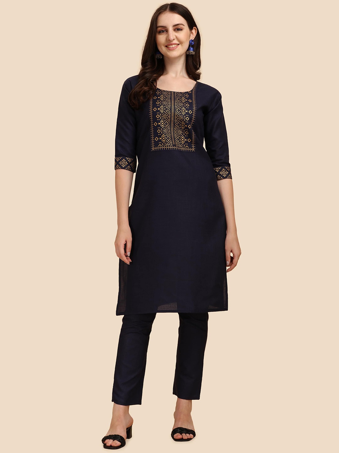 

Paralians Women Navy Blue & Gold-Toned Cotton Yoke Design Handloom Kurta
