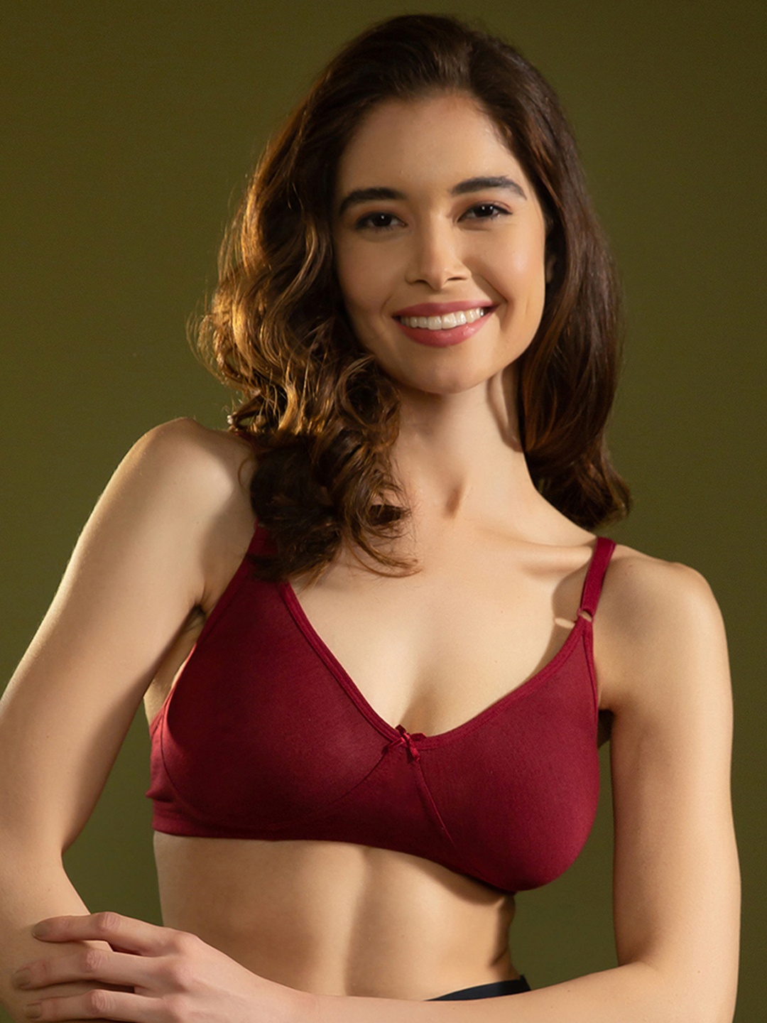 

Clovia Non-Padded Non-Wired Cotton Rich Full Cup T-shirt Bra, Maroon