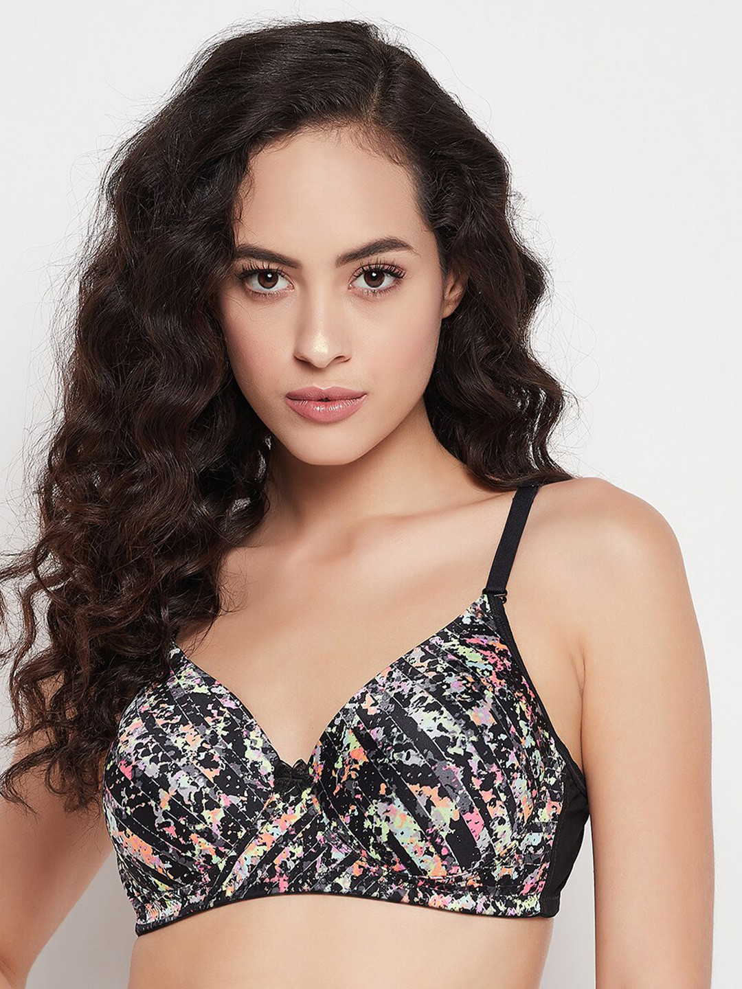 

Clovia Black & White Floral Bra Lightly Padded