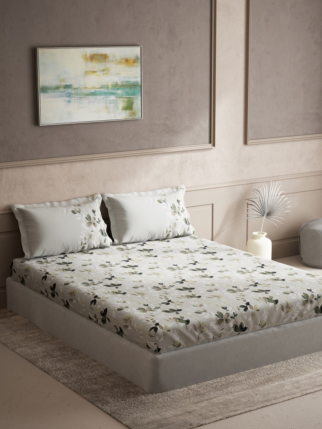 

DDecor Brown & Grey Floral 144 TC Queen Bedsheet with 2 Pillow Covers