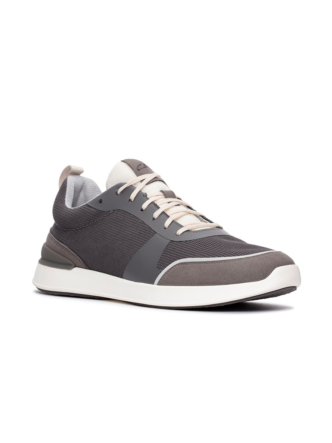 

Clarks Men Grey Colourblocked Sneakers