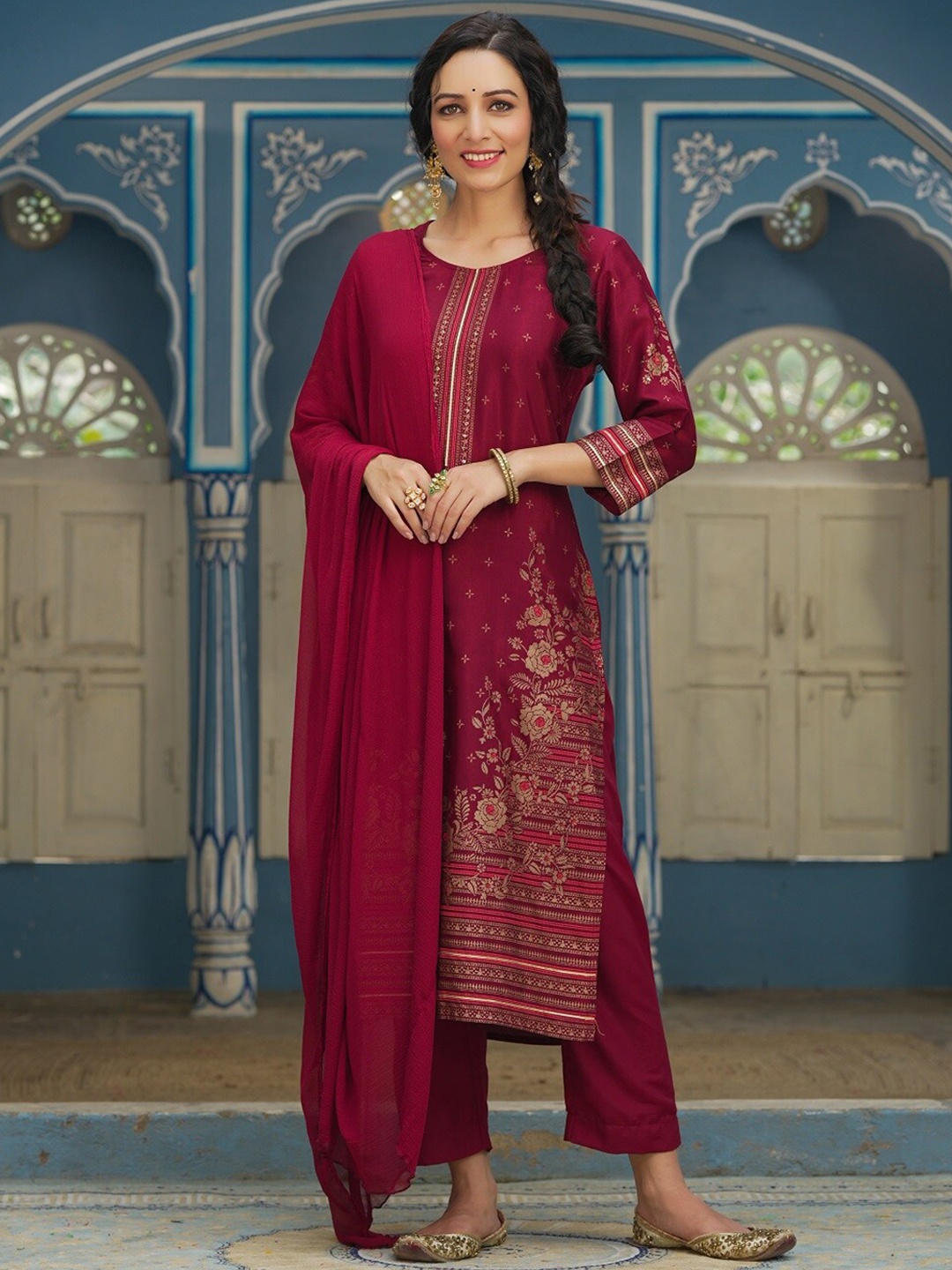 

Juniper Women Printed Straight Kurta with Trousers & With Dupatta, Maroon