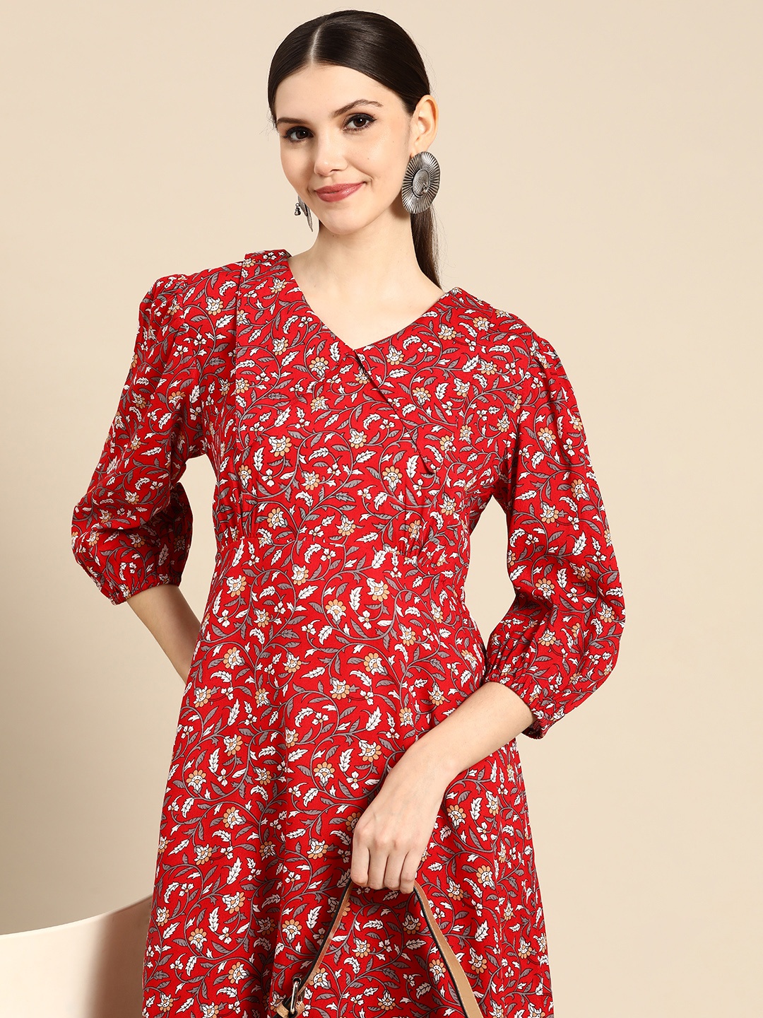 

Anouk Red & Grey Ethnic Motifs Print Above the Keyboard Collar A-Line Dress