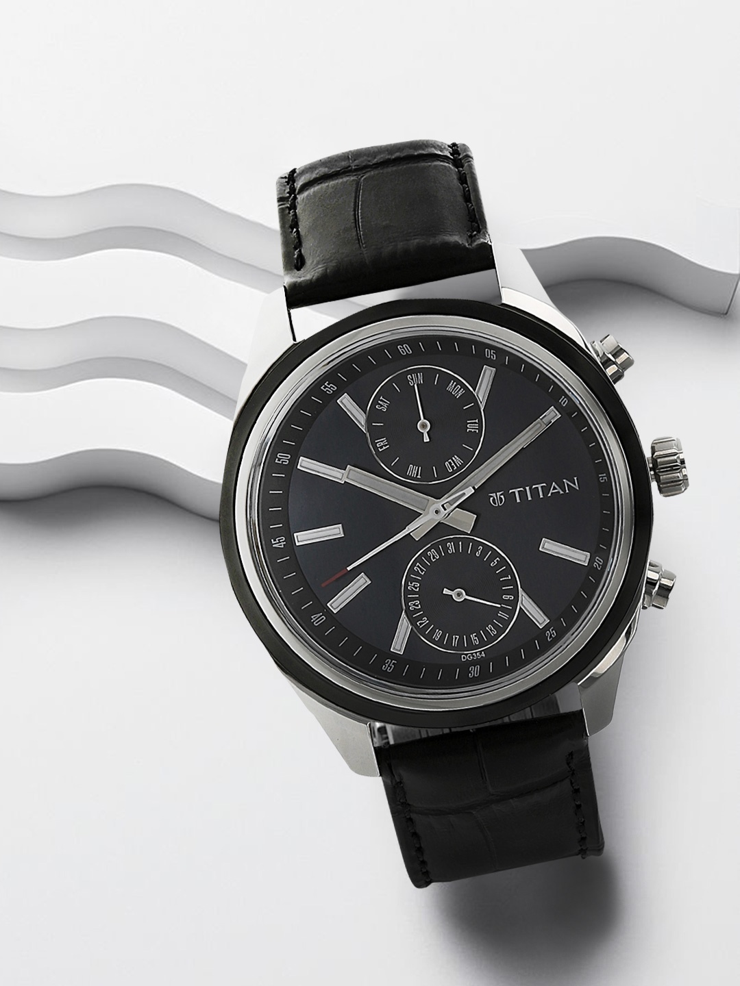 

Titan Men Black Leather Analogue Watch 1733KL01