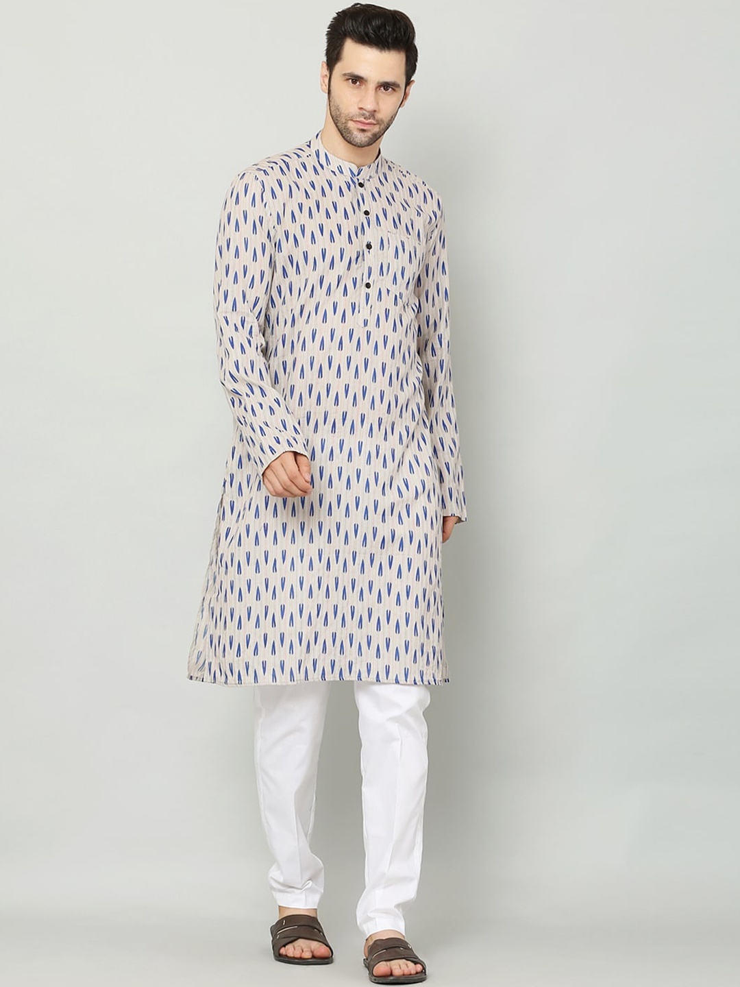 

Waahiba Men White Geometric Printed Kurta