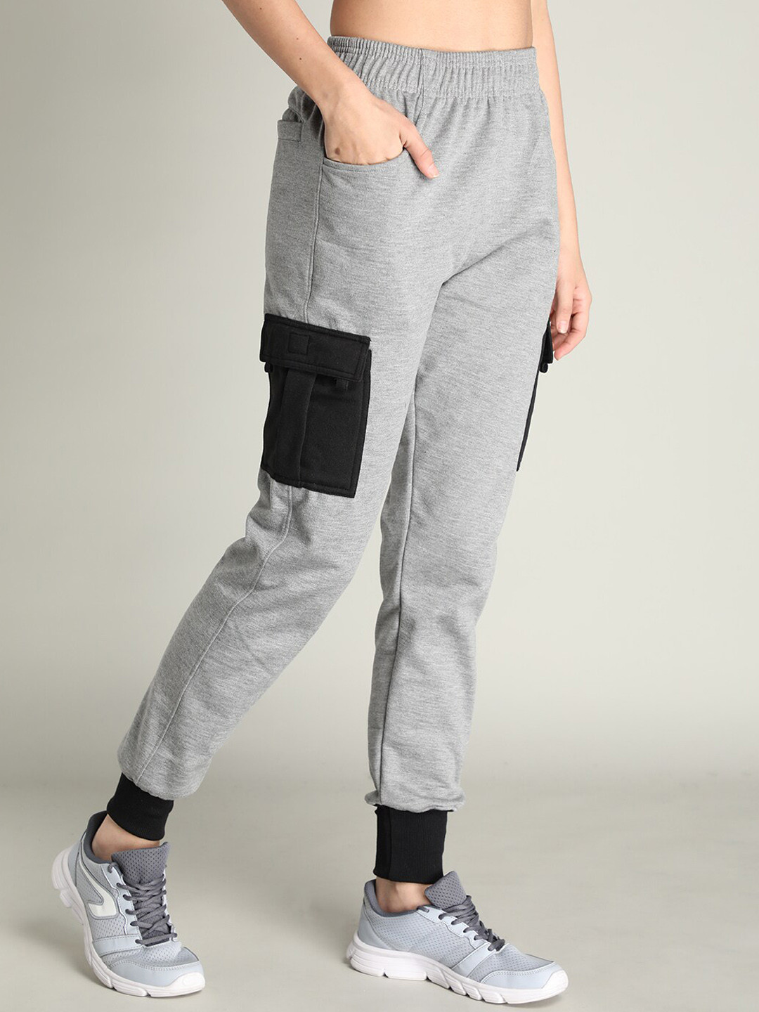 

CHKOKKO Women Black & Grey Colourblocked Cotton Track Pants