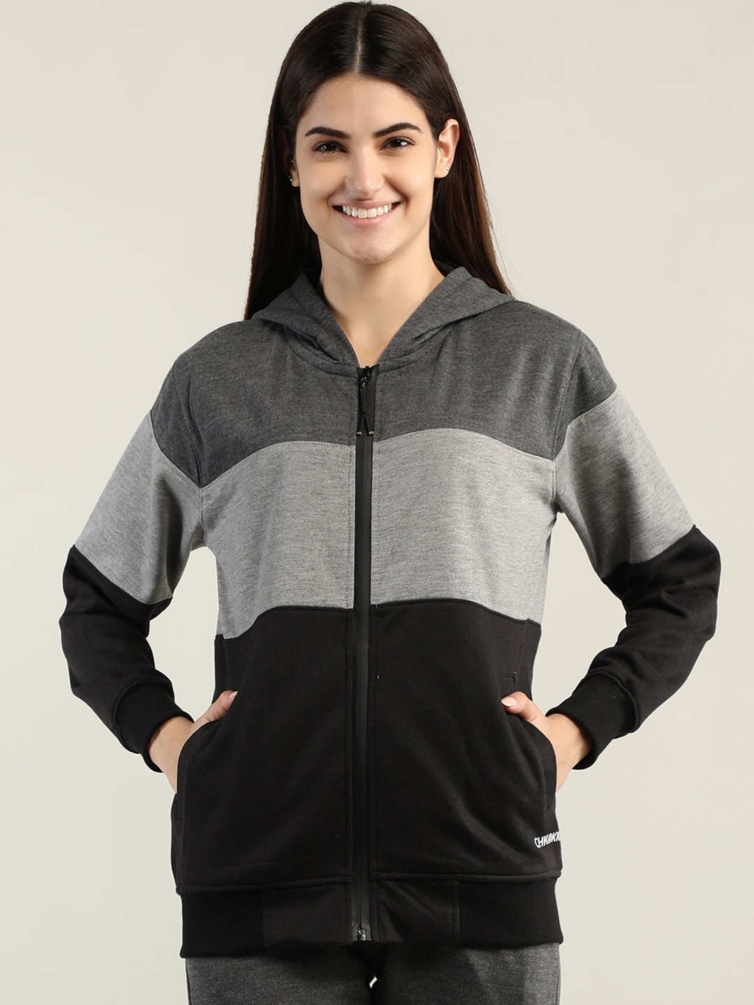 

CHKOKKO Women Grey & Black Colourblocked Outdoor Sporty Jacket