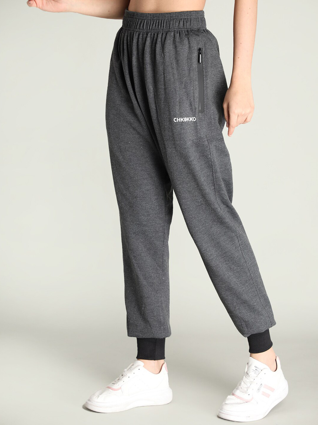 

CHKOKKO Women Grey Solid Cotton Joggers
