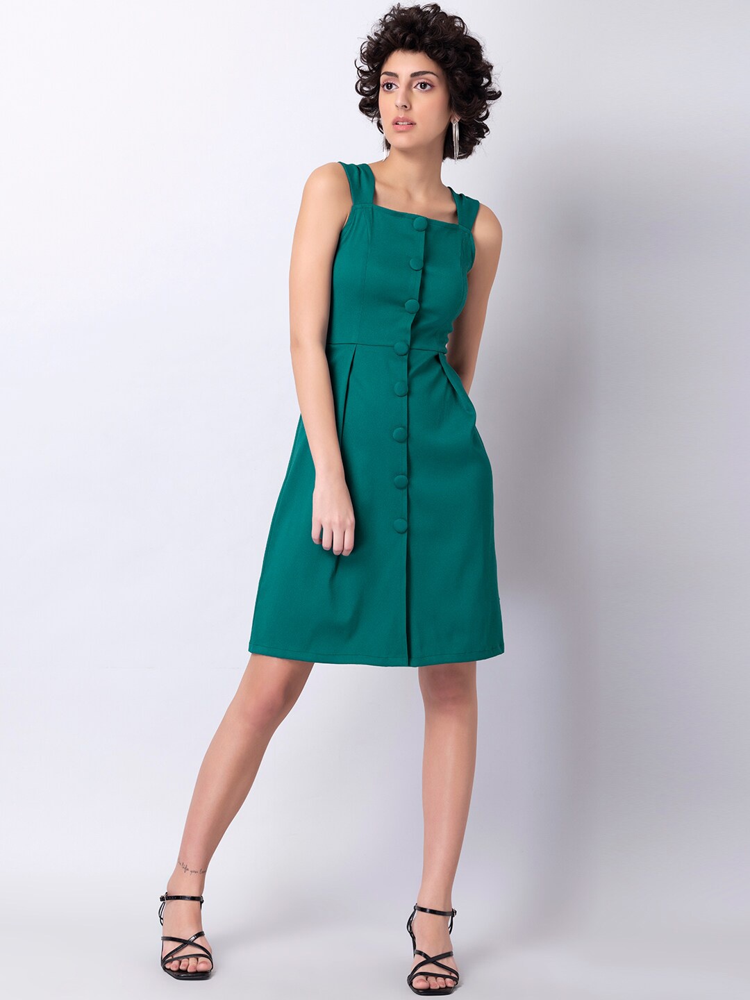 

FabAlley Green Crepe Sheath Dress