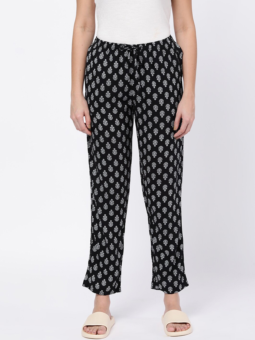 

R&B Women Black Ethnic Motifs Printed Ethnic Palazzos