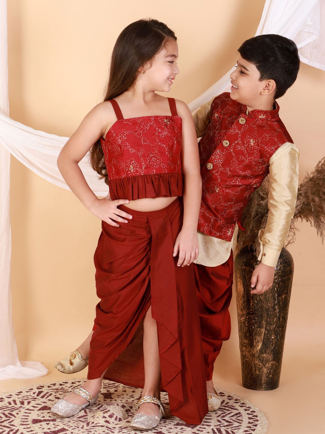 

VASTRAMAY Girls Maroon & Gold-Toned Embroidered Sequinned Ready to Wear Lehenga &