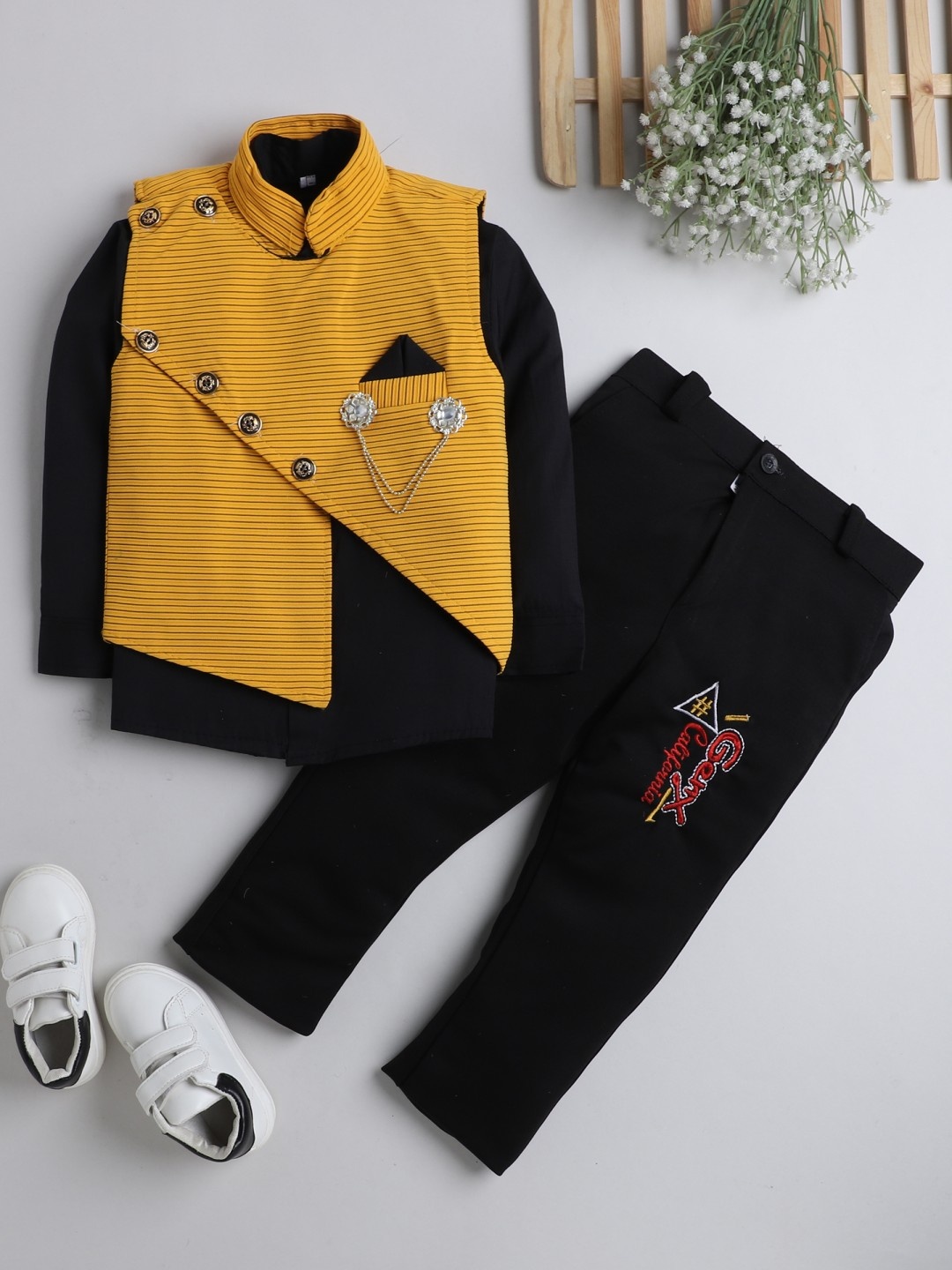 

DKGF FASHION Boys 3-Piece Suit, Mustard