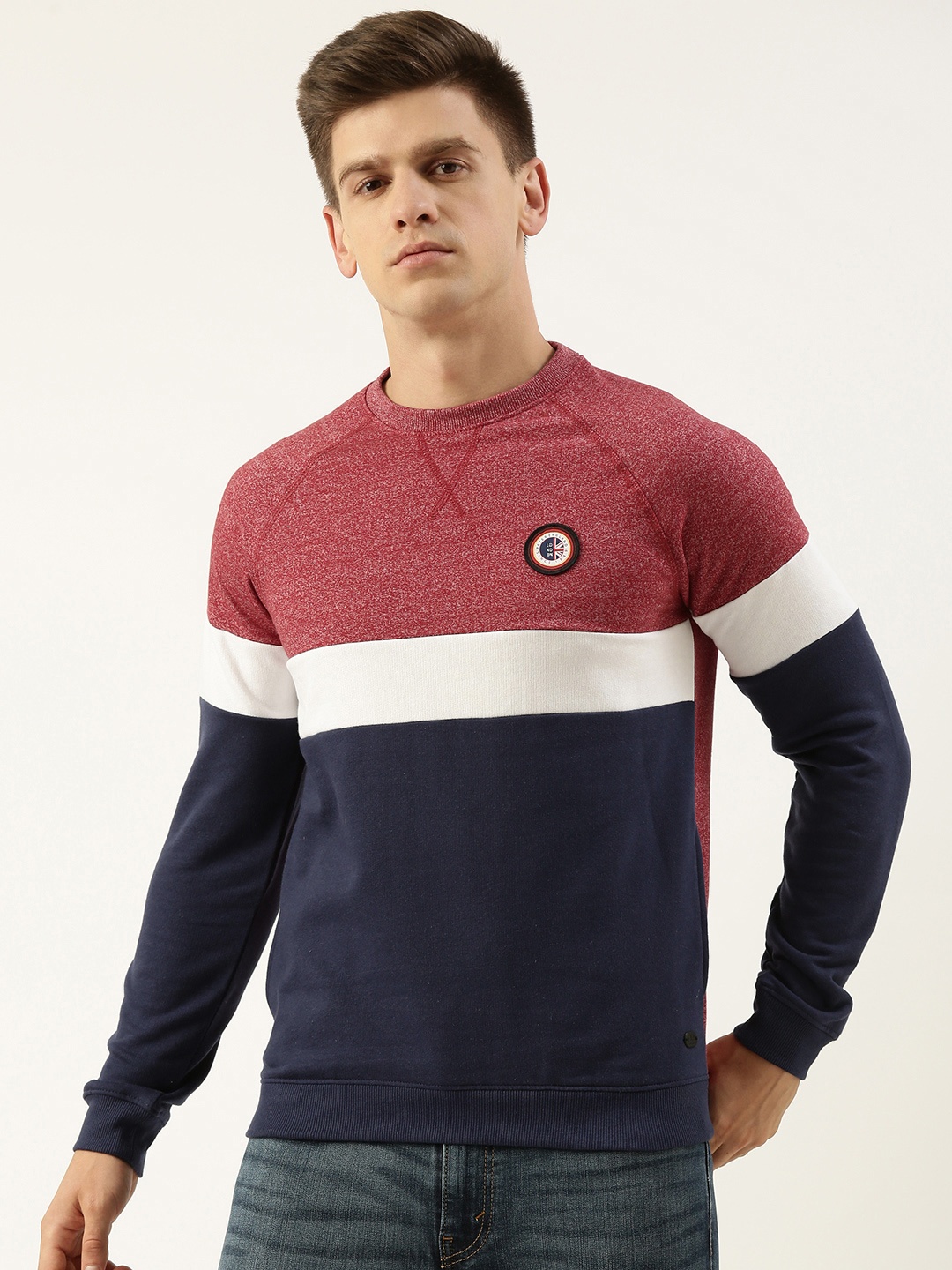 

Peter England Men Colourblocked Sweatshirt, Navy blue