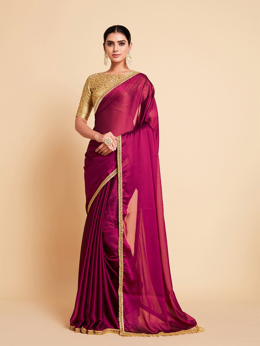 

Sangria Magenta & Gold-Toned Zari Silk Blend Saree