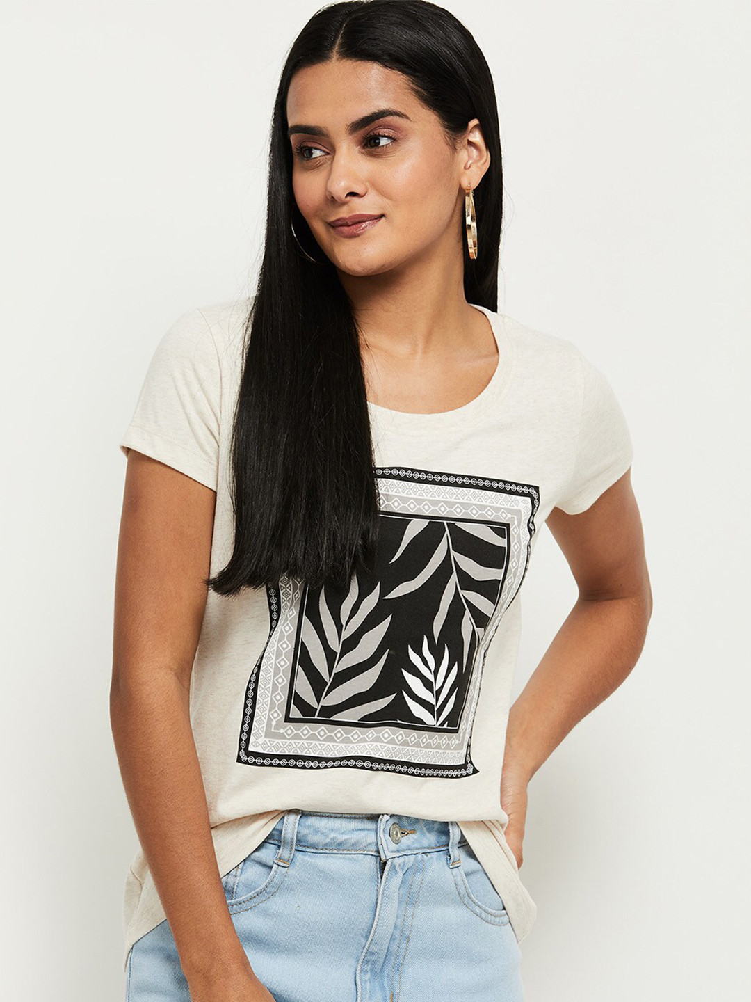 

max Women Beige Printed Round Neck Cotton T-shirt