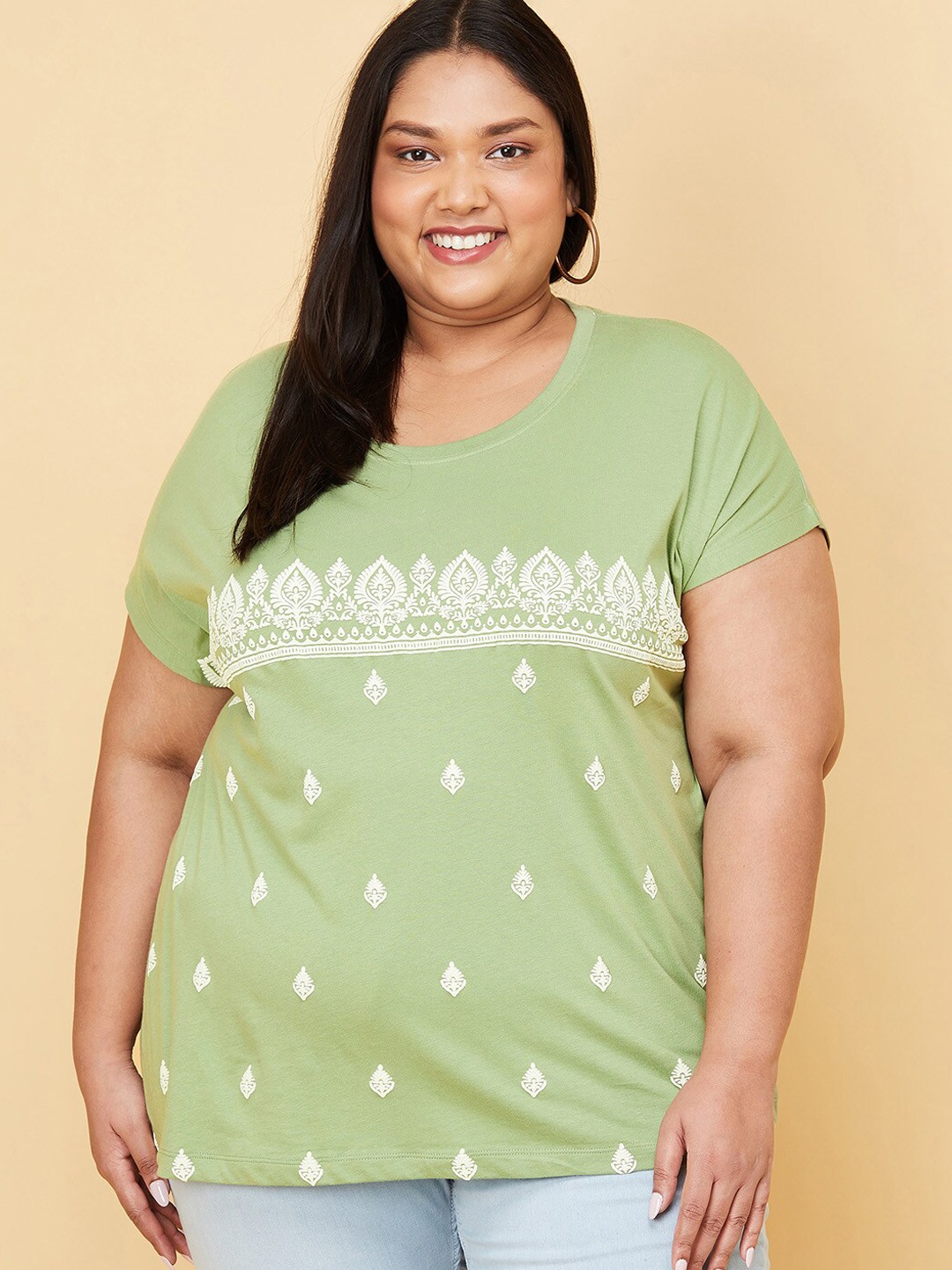 

max Women Green & White Printed Extended Sleeves T-shirt