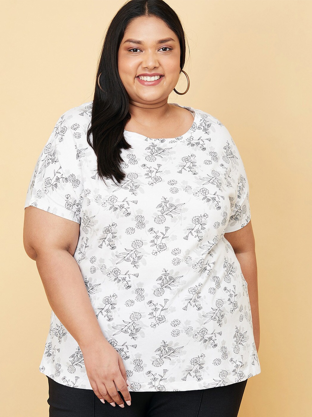 

max Women Plus Size White Floral Printed Extended Sleeves Pure Cotton T-shirt