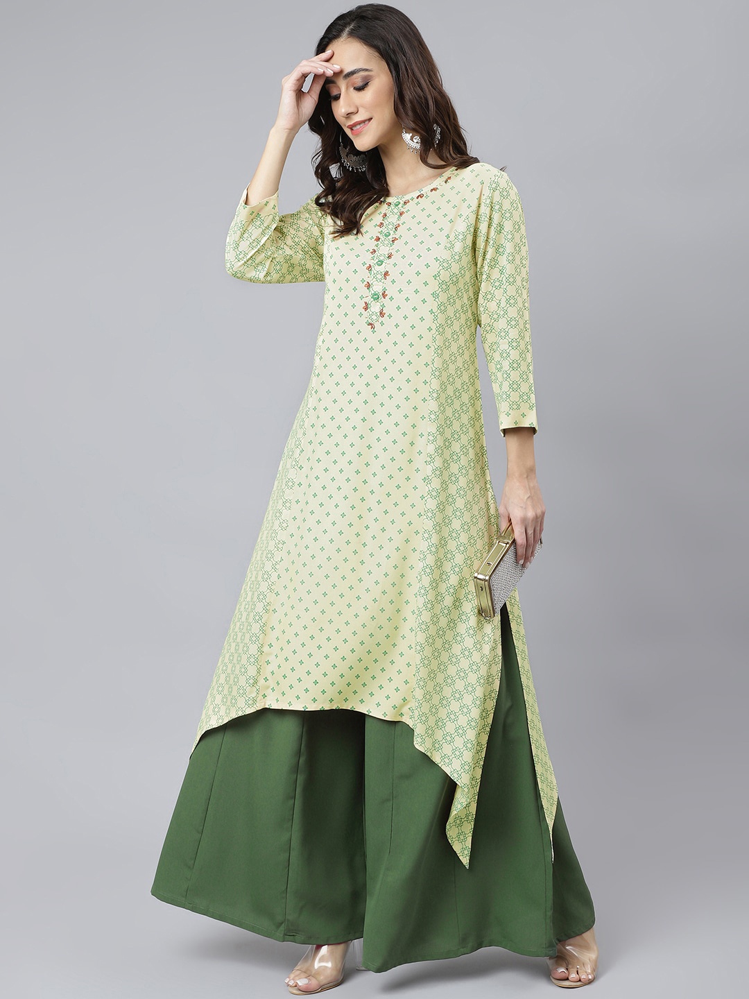 

Janasya Women Cream-Coloured & Green Geometric Printed Kurta