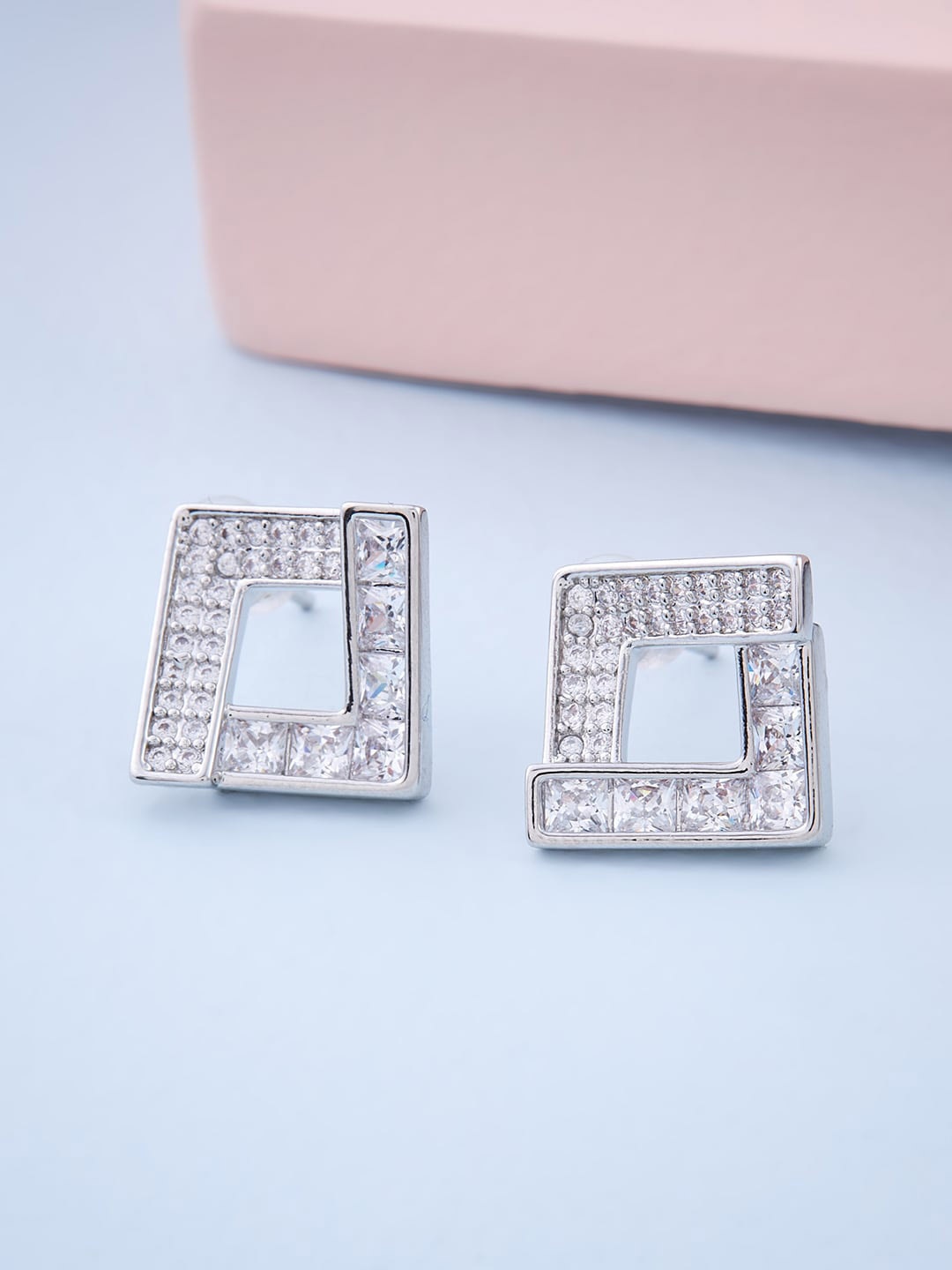 

Kushal's Fashion Jewellery Women Silver-Toned Square Studs Earrings