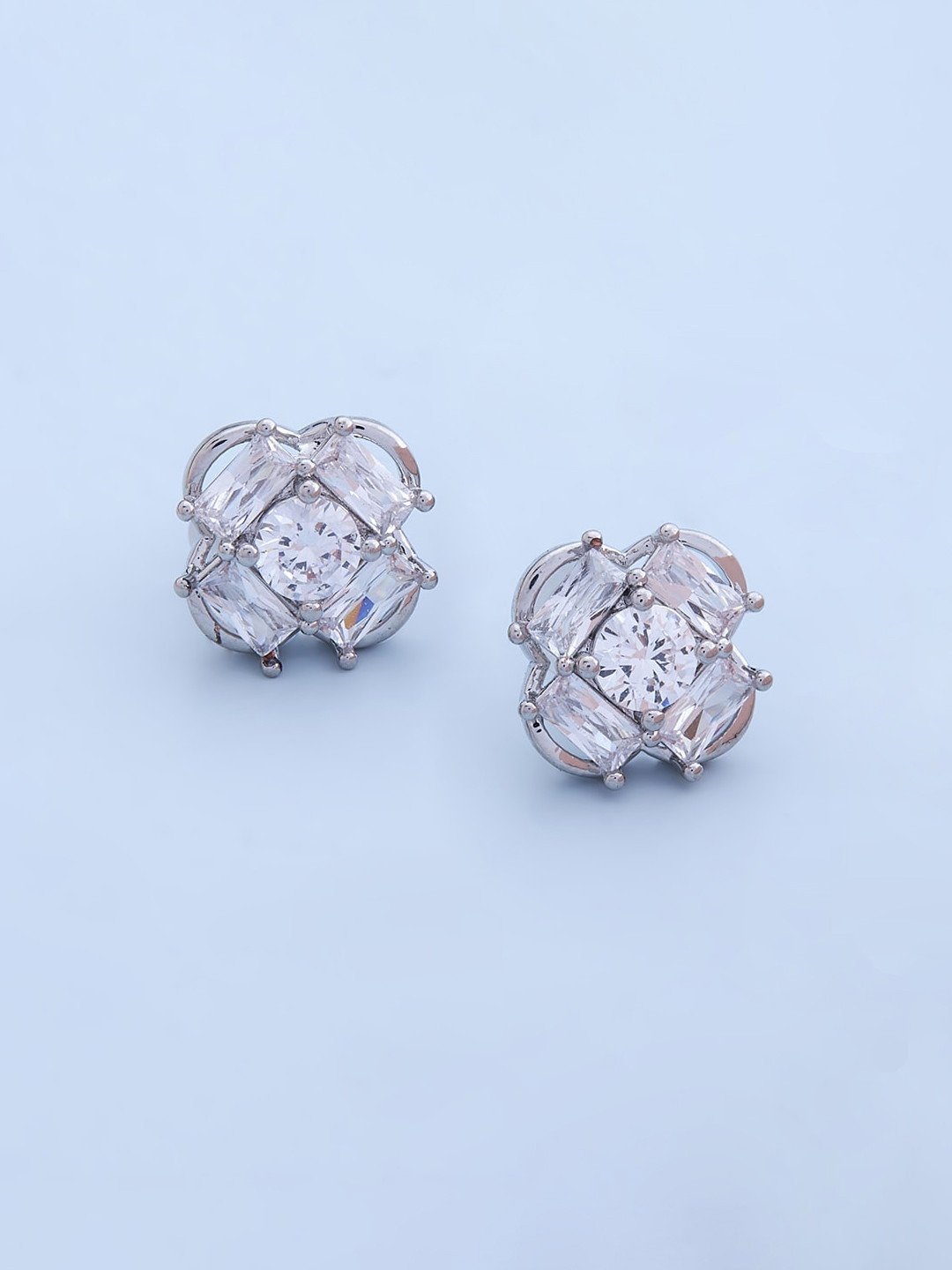 

Kushal's Fashion Jewellery White Floral Studs Earrings