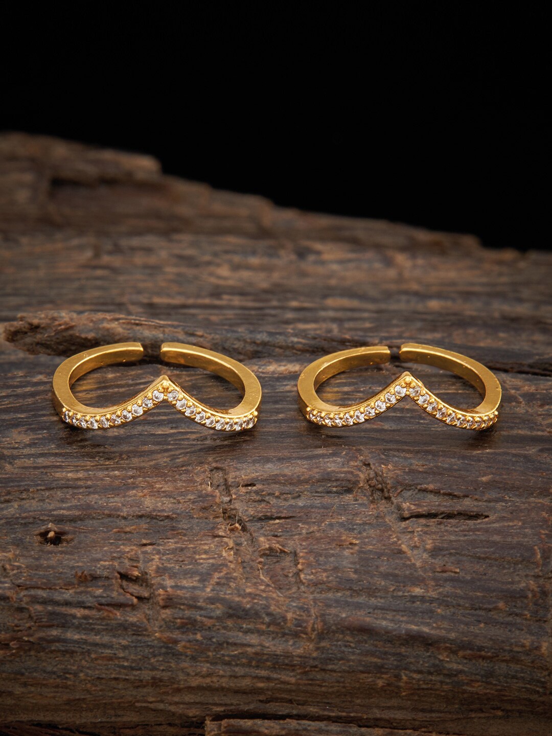 

Kushal's Fashion Jewellery Gold-Plated & White Cubic Zirconia Toe Ring