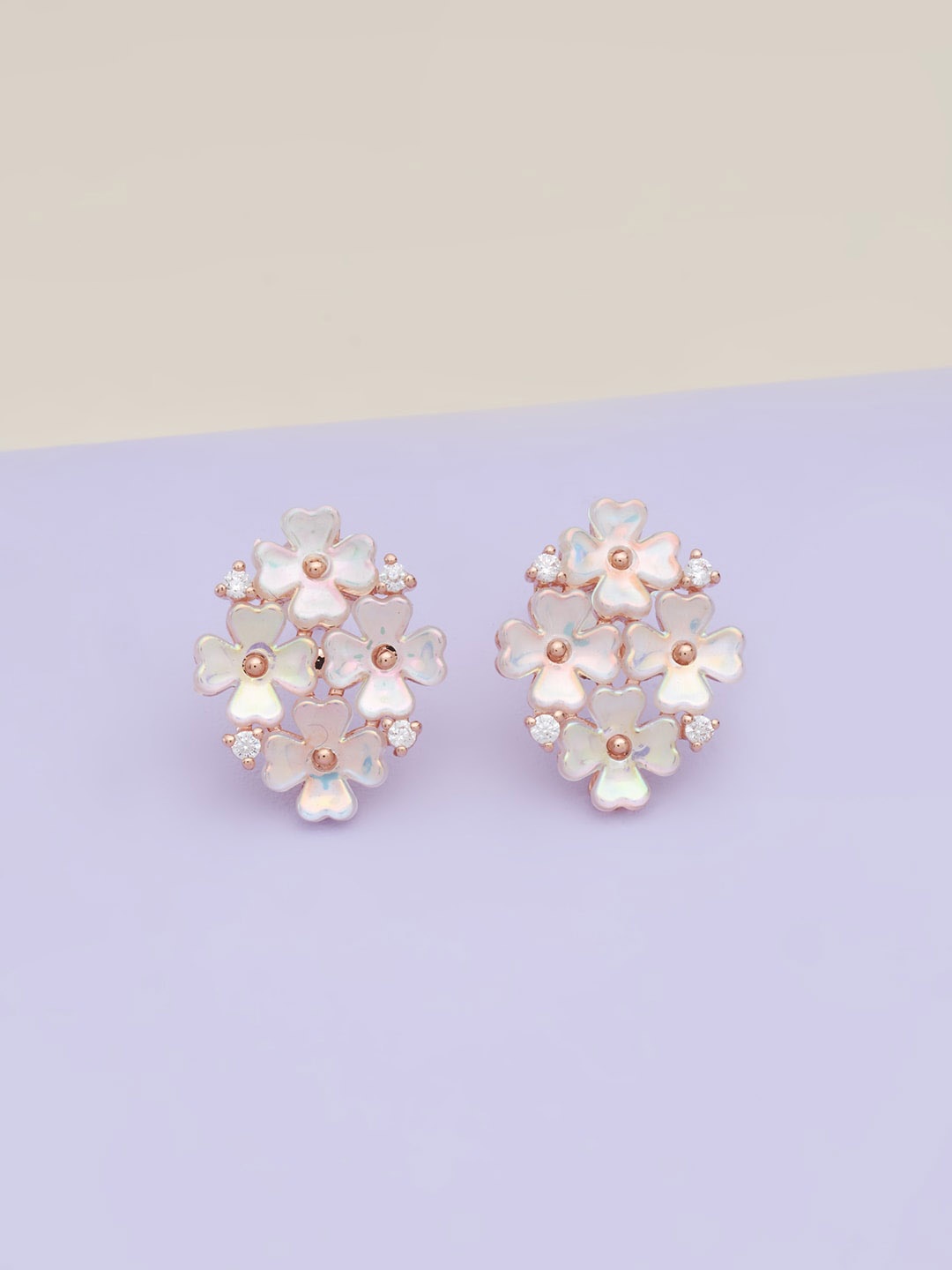 

Kushal's Fashion Jewellery White Floral Studs Earrings