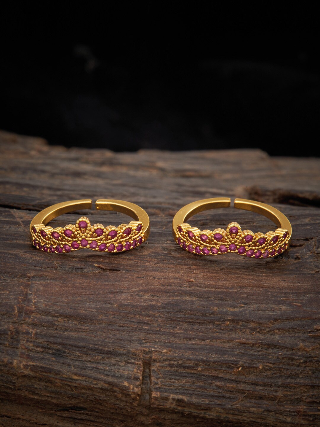 

Kushal's Fashion Jewellery Gold-Plated Red CZ-Studded Adjustable Toe Ring