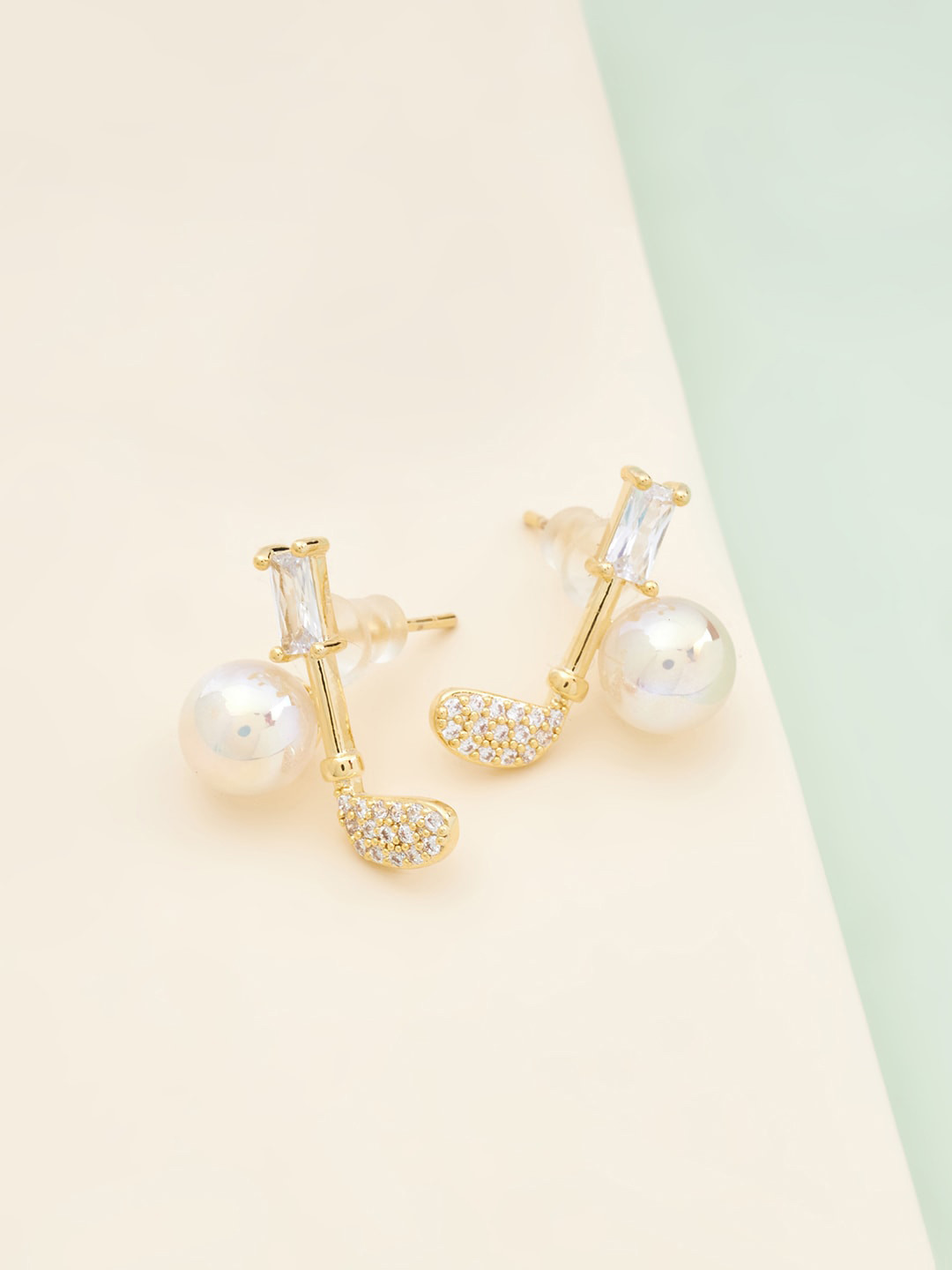 

Kushal's Fashion Jewellery Women White Gold Plated Quirky Studs Earrings