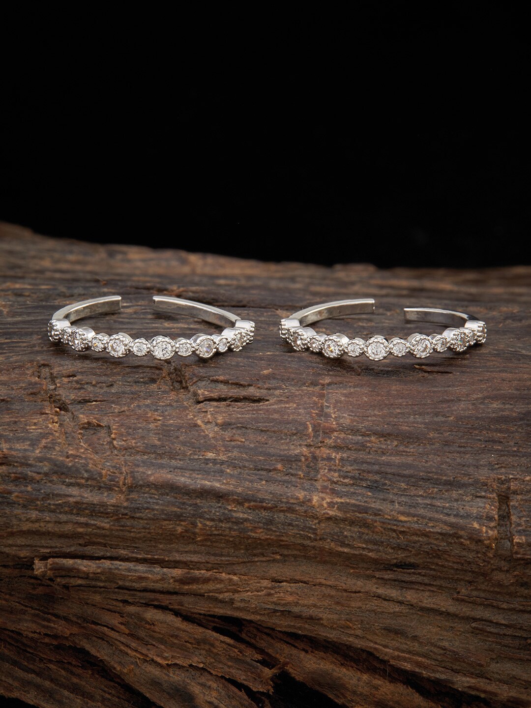 

Kushal's Fashion Jewellery Women Pack Of 2 White Rhodium Plated Ring