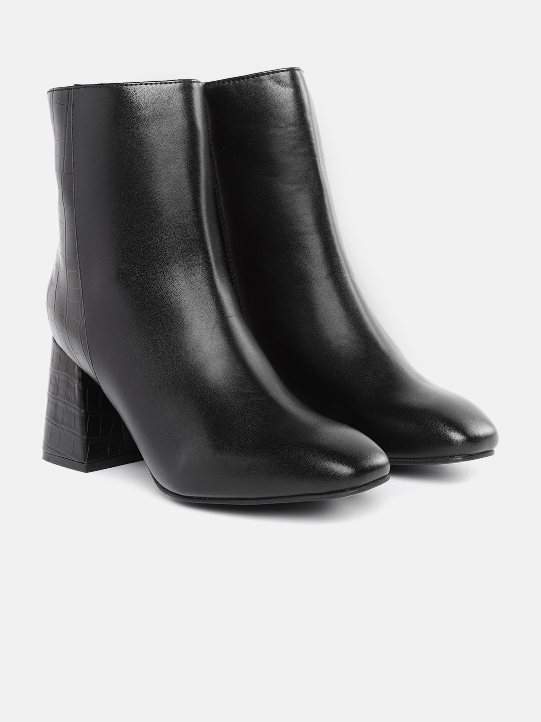 

Roadster Women Black Solid Mid-Top Block Heel Boots