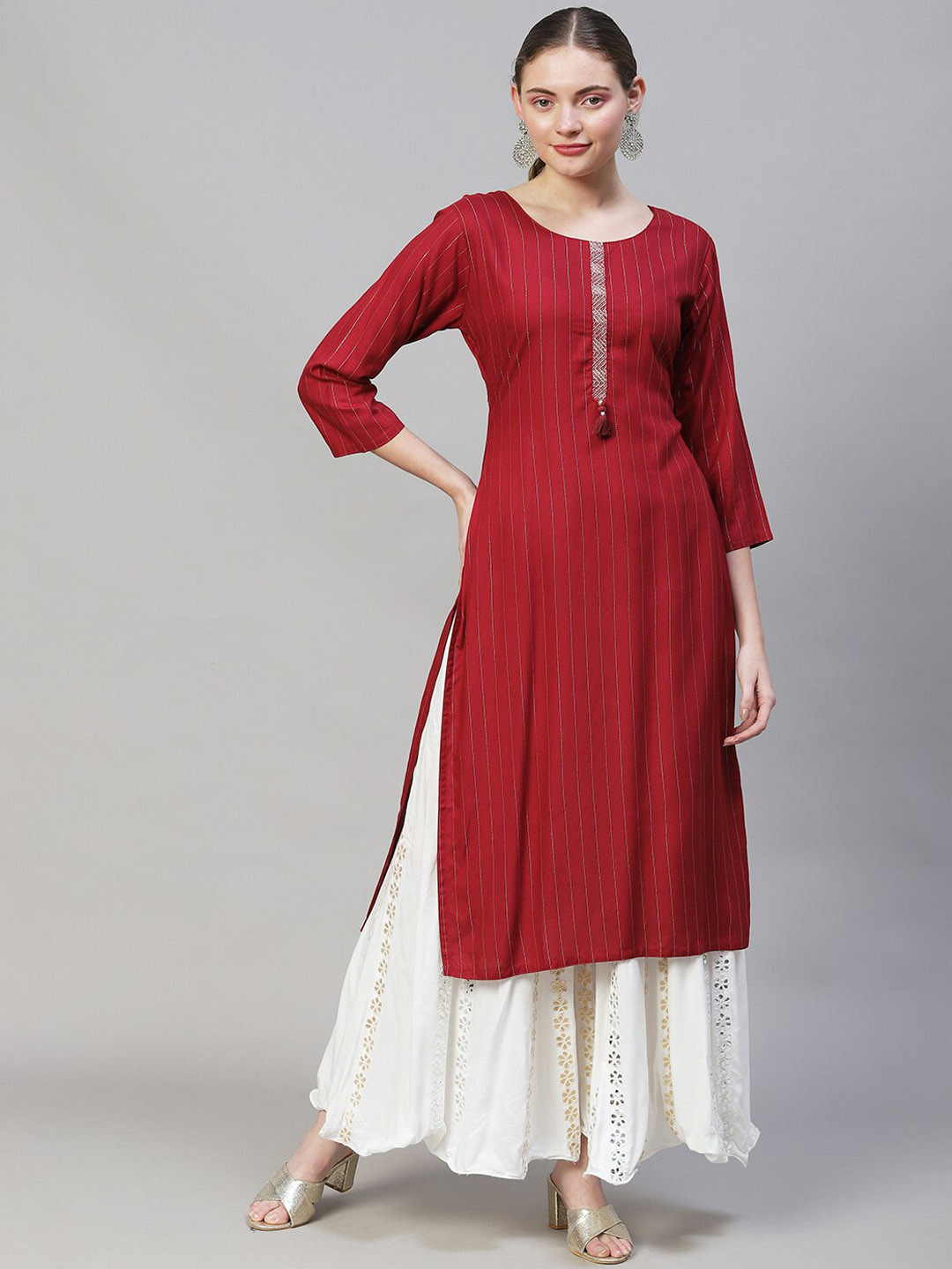 

FASHOR Women Maroon Striped Cotton Kurta