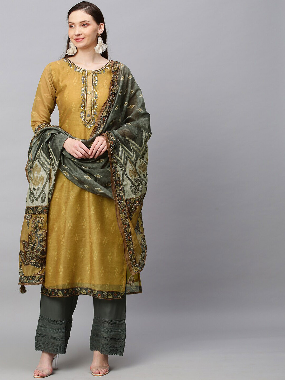 FASHOR Women Green Ethnic Motifs Embroidered Thread Work Chanderi Silk Kurta