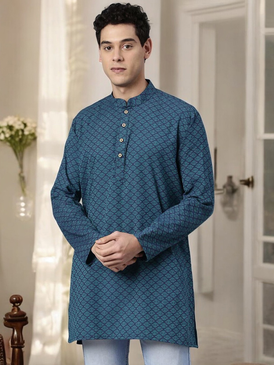 

TATTVA Men Green Ethnic Motifs Cotton Kurta
