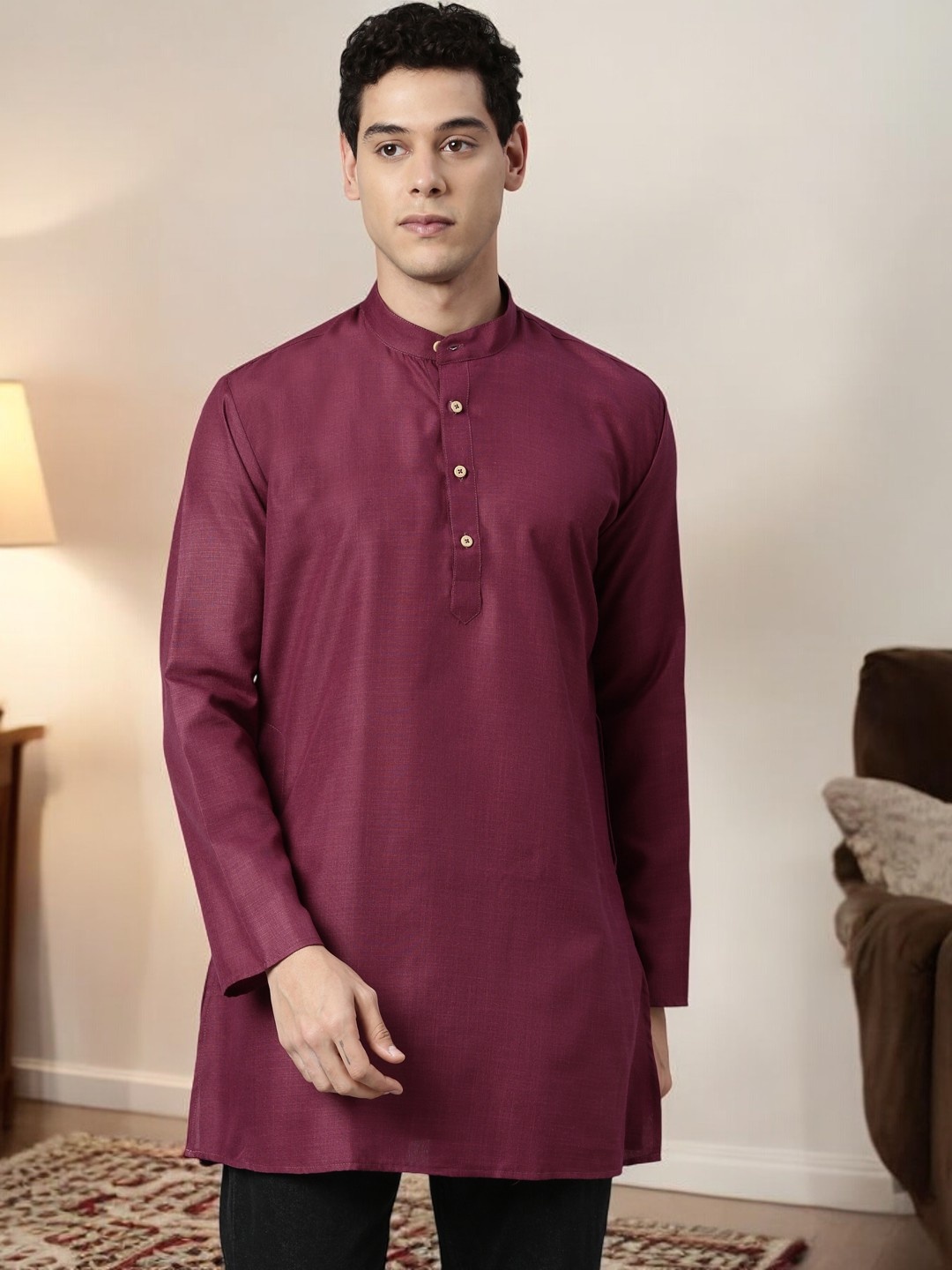 

TATTVA Men Maroon Thread Work Kurta