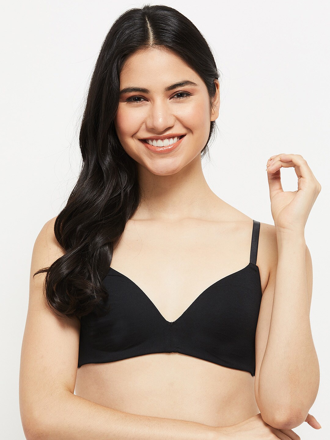 

max Lightly Padded Bra, Black