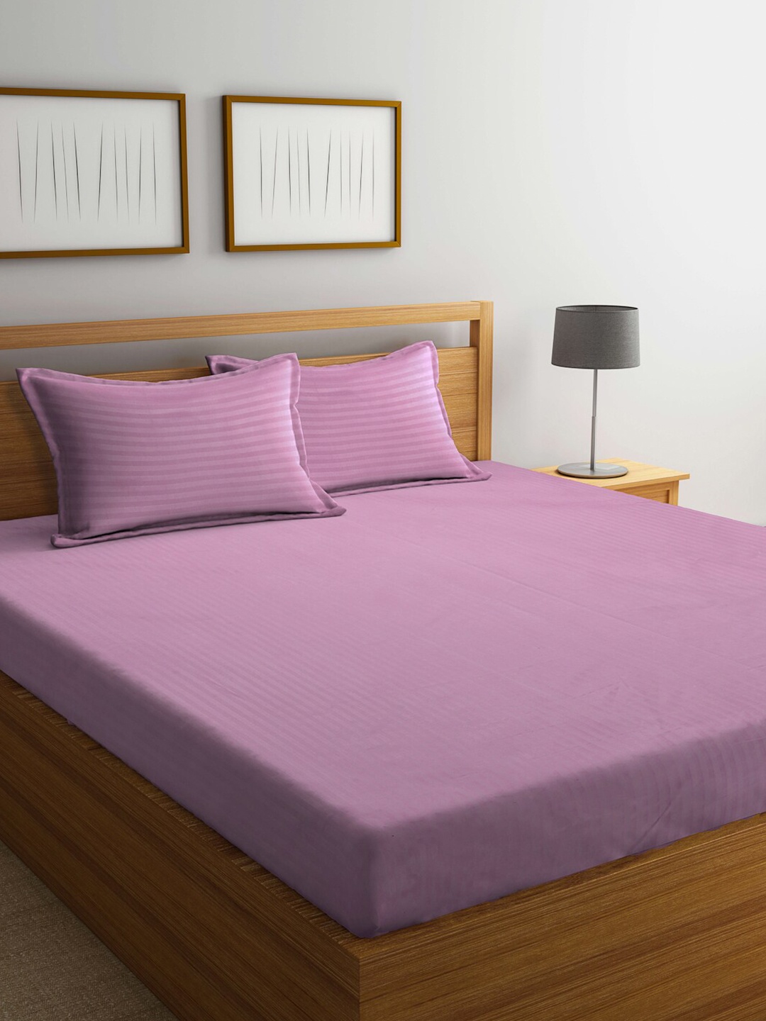

KLOTTHE Unisex Pink 300 TC Cotton Blend Super King Double Bedsheet with 2 Pillow covers