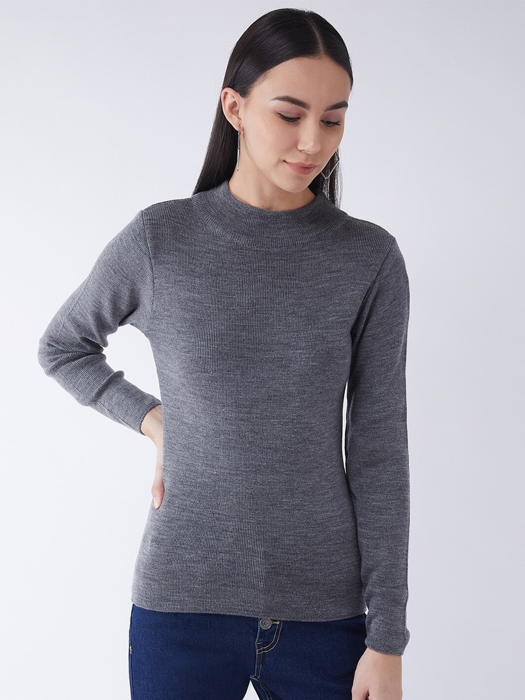 

RVK Women Grey Ribbed Pullover Sweater